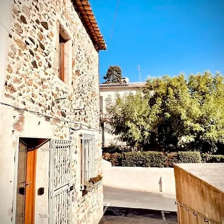 בית נופש Maison Louisa *